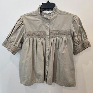 Downeast Cotton Puff Sleeve with embroidered trim detailing top. Size Large.